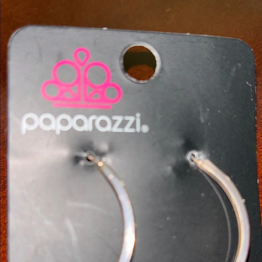 Paparazzi Gold Heart Earrings - Picture 3 of 4